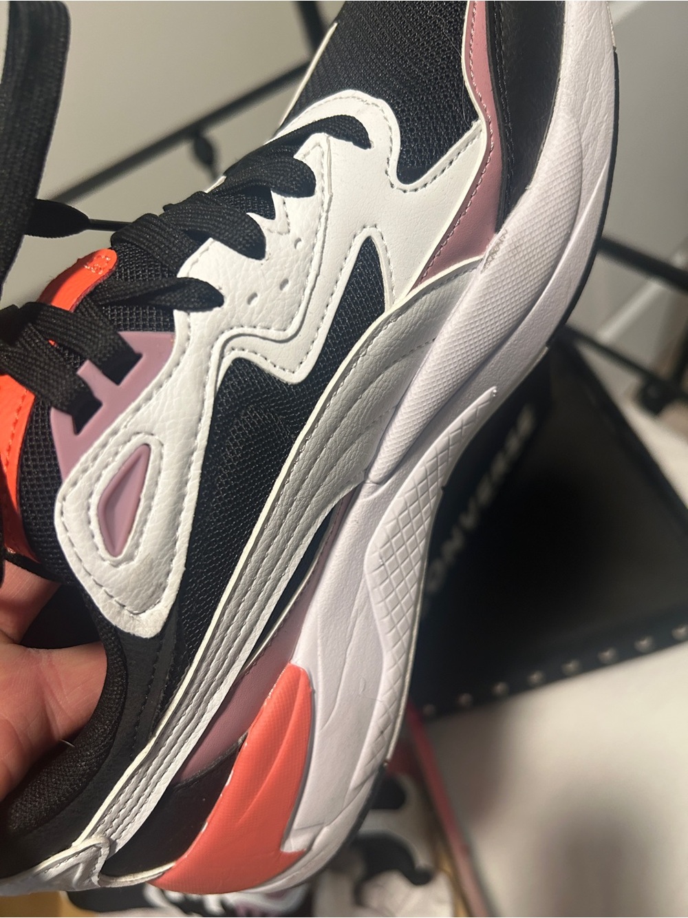 Women’s Puma Sneaker - Picture 5 of 7